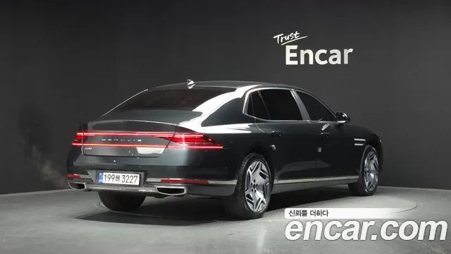 Genesis G90 Бензин 3.5 Turbo e-S/C AWD LWB — Фото автомобиля 2
