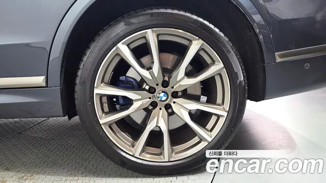 BMW X7 G07 — Фото автомобиля 21