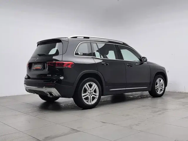 Mercedes-Benz GLB-Class — Фото автомобиля 2