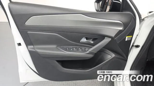 Peugeot 308 — Фото автомобиля 21
