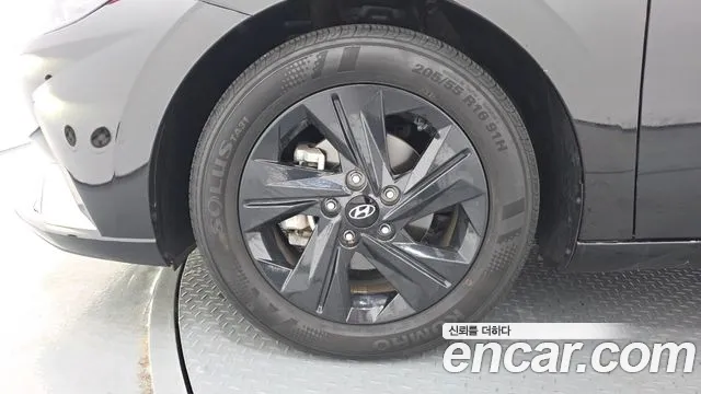 Hyundai AVANTE Avante (CN7) — Фото автомобиля 4