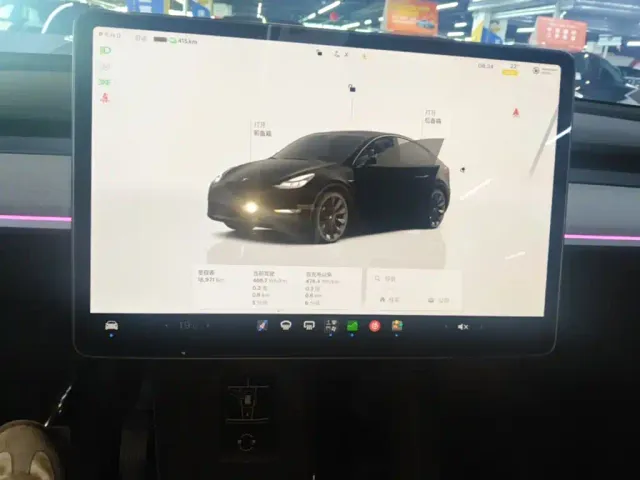 Tesla Model Y — Фото автомобиля 12