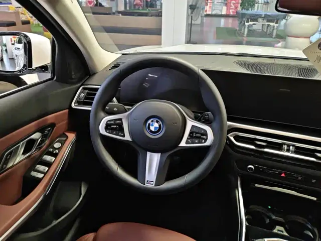 BMW i3 — Фото автомобиля 15
