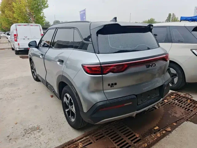 BYD Yuan UP — Фото автомобиля 4