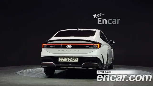 Hyundai Sonata — Фото автомобиля 4