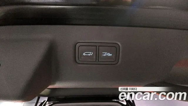 Hyundai Staria Staria 4WD Lounge 9 мест — Фото автомобиля 20