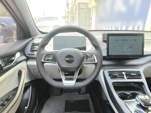 BYD Qin PLUS — Фото автомобиля 10