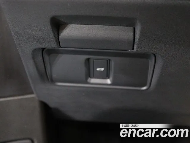 Land Rover Range Rover Evoque — Фото автомобиля 9