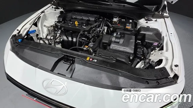 Hyundai Avante — Фото автомобиля 9
