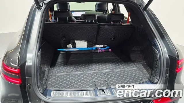 Genesis GV70 2.5T Бензин 2WD — Фото автомобиля 16