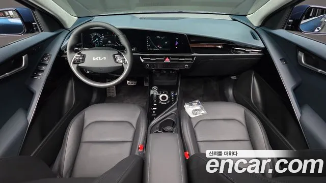 Kia Niro The All New Niro Signature — Фото автомобиля 5