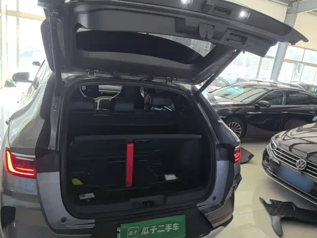 BYD Song PLUS — Фото автомобиля 18