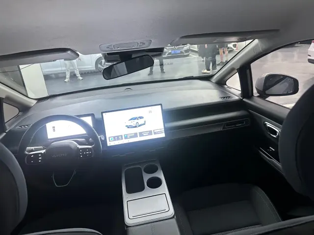 Aion AION Y 2025 Model Plus 610 Smart Enjoy — Фото автомобиля 9
