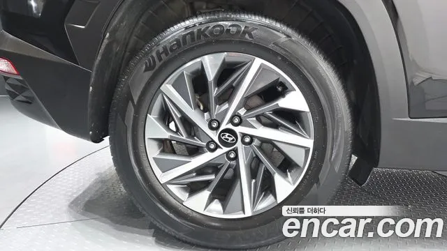 Hyundai Tucson Tucson (NX4) Дизель 2.0 2WD — Фото автомобиля 5