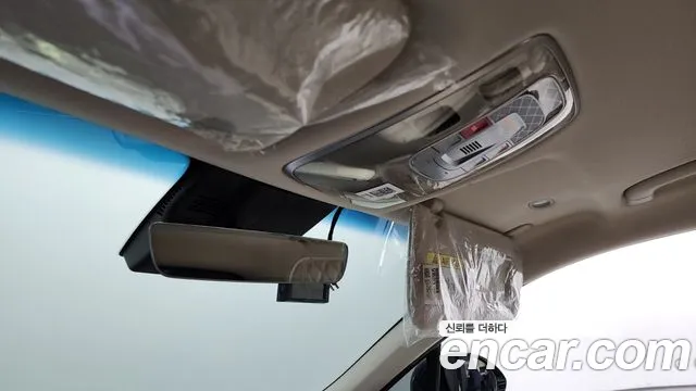 Genesis GV70 2.5T Бензин 2WD — Фото автомобиля 18