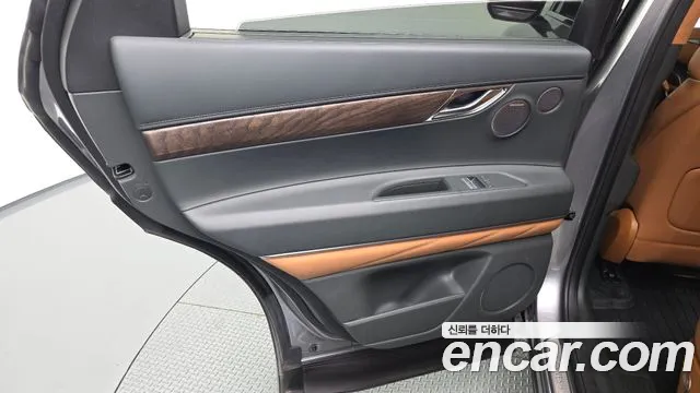 Genesis GV80 — Фото автомобиля 14