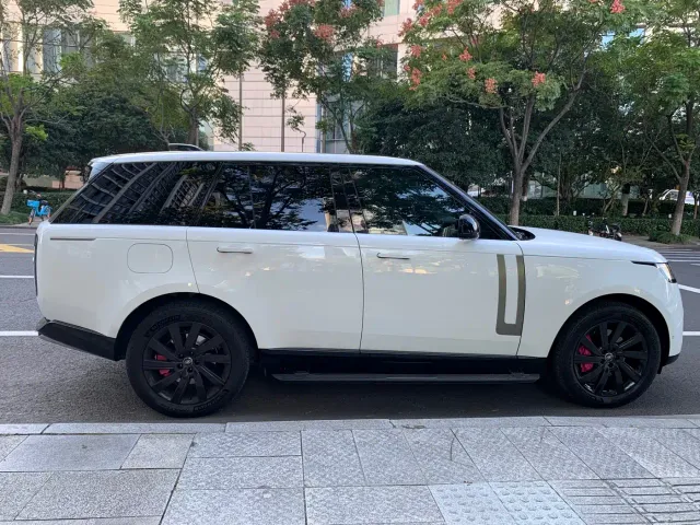 Land Rover Range Rover — Фото автомобиля 7