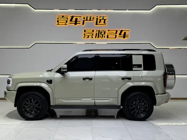 BYD FangChengBao Leopard 5 — Фото автомобиля 5