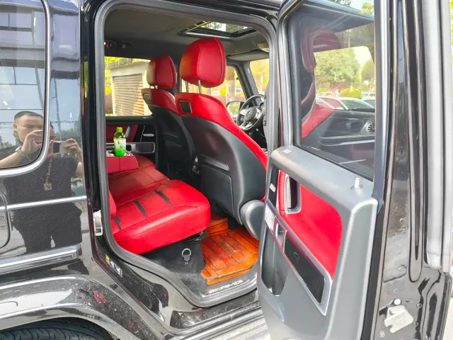 Mercedes-Benz Mercedes-Benz G-Class AMG 2024 AMG G 63 Jia Chen Limited Edition — Фото автомобиля 9