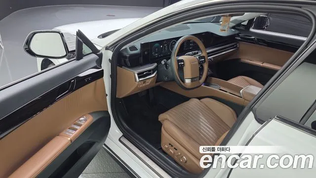 Hyundai Grandeur GN7 — Фото автомобиля 10