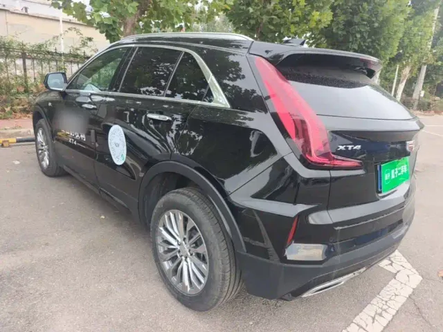 Cadillac XT4 — Фото автомобиля 4