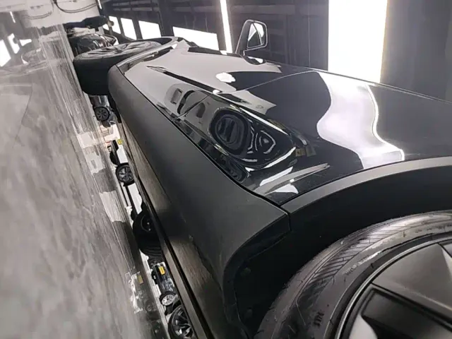 Tesla Model Y — Фото автомобиля 21
