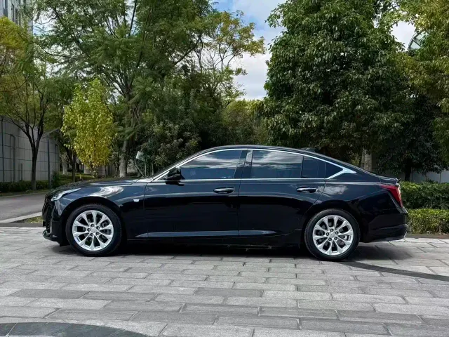 Cadillac CT5 — Фото автомобиля 10