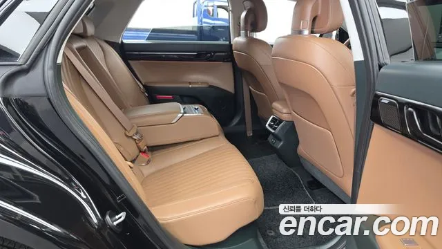 Hyundai Grandeur GN7 — Фото автомобиля 18