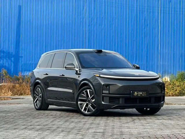 Li Auto L9 — Фото автомобиля 4