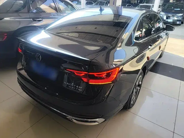 Volkswagen Sagitar — Фото автомобиля 6