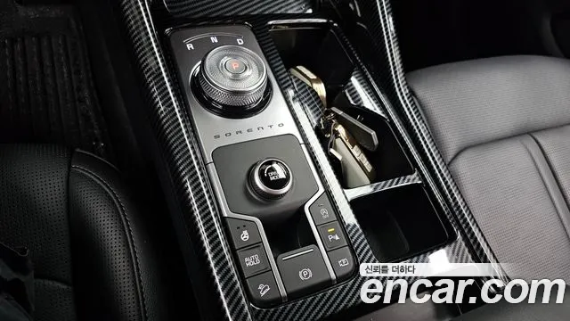 Kia Sorento Новый Sorento 4 поколение Бензин 2.5T 2WD — Фото автомобиля 9