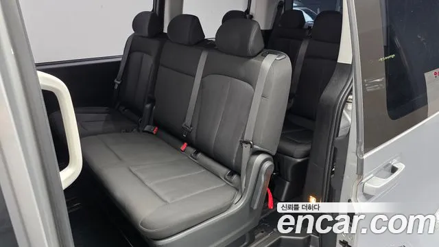 Hyundai Staria Staria Tourer 11 мест — Фото автомобиля 26