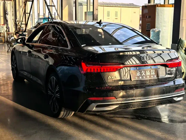 Audi A6L — Фото автомобиля 10