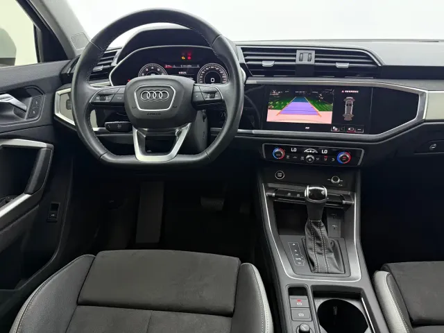 Audi Q3 — Фото автомобиля 18