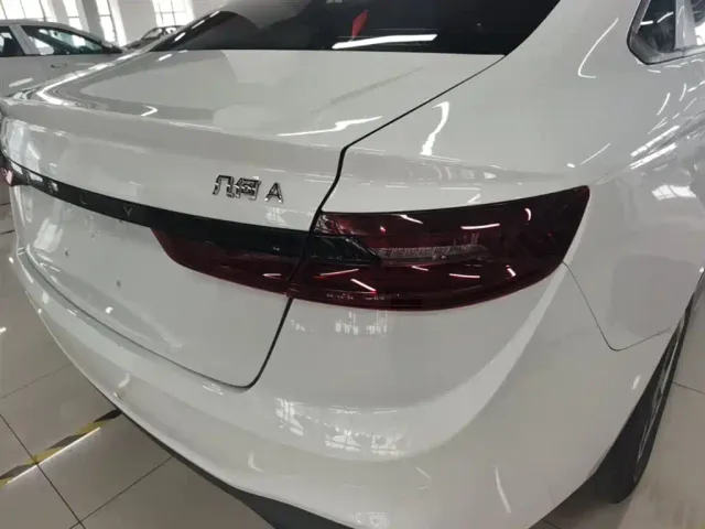 Geely Geometry A — Фото автомобиля 7