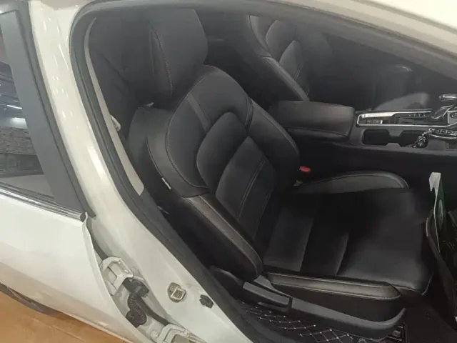Nissan Sylphy — Фото автомобиля 24