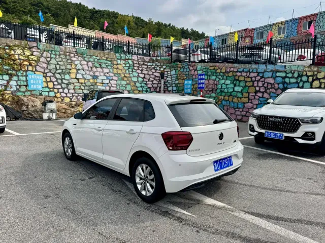 Volkswagen Polo — Фото автомобиля 7