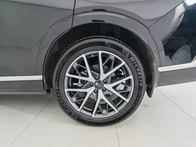 GAC Trumpchi GS8 — Фото автомобиля 12