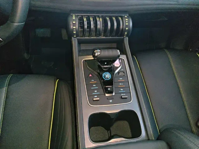 BYD Yuan PLUS — Фото автомобиля 13