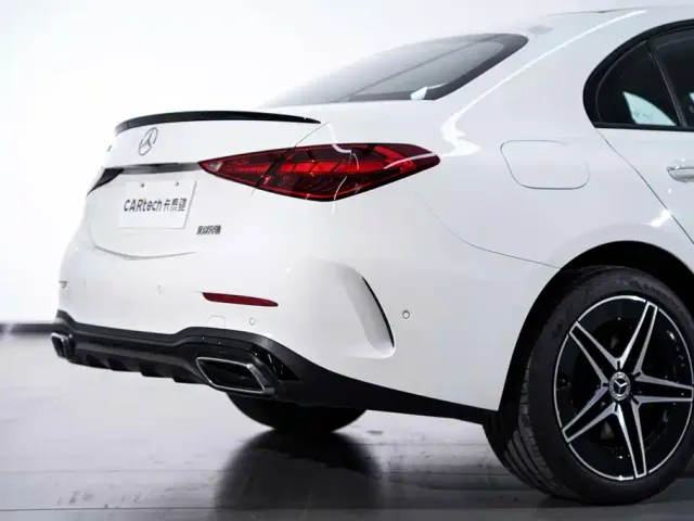 Mercedes-Benz C-Class — Фото автомобиля 6
