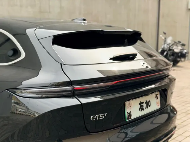 Nio ET5 Touring — Фото автомобиля 9