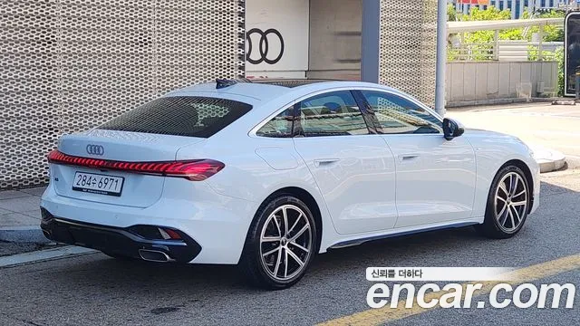 Audi A5 B10 — Фото автомобиля 2