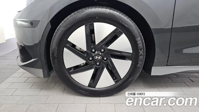 Hyundai Ioniq 6 — Фото автомобиля 5