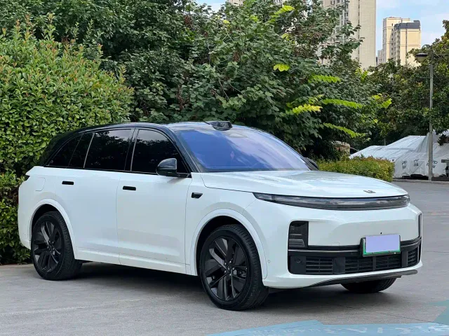 Li Auto L7 — Фото автомобиля 3