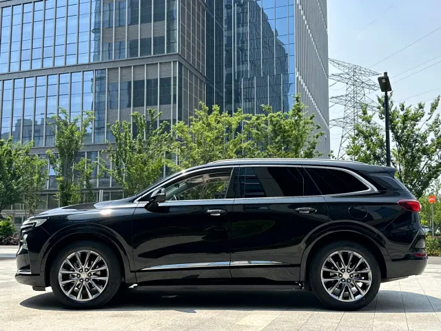 Buick Enclave — Фото автомобиля 23