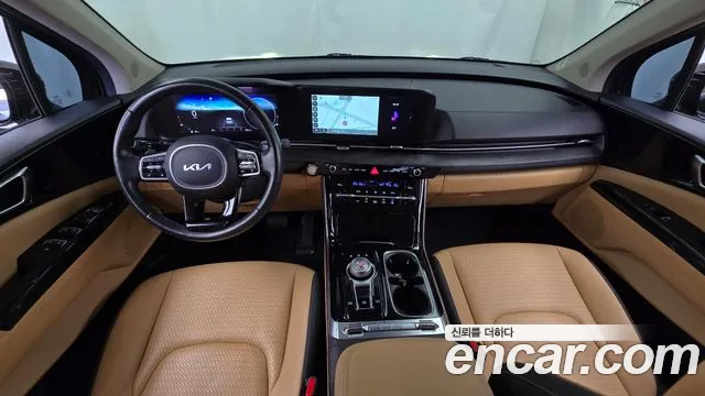 Kia Canival — Фото автомобиля 6