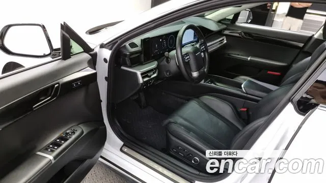 Hyundai Grandeur Grandeur (GN7) 3.5 LPG 2WD (Такси) — Фото автомобиля 11
