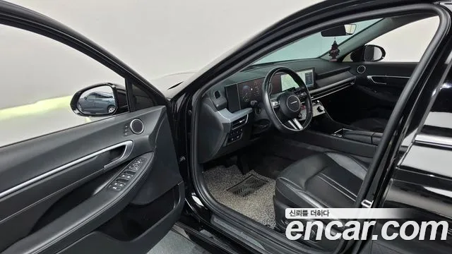 Hyundai Sonata — Фото автомобиля 15