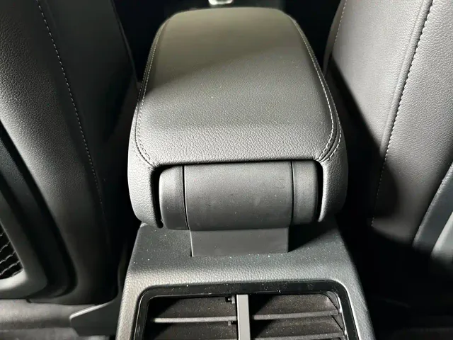 Audi Q3 — Фото автомобиля 9