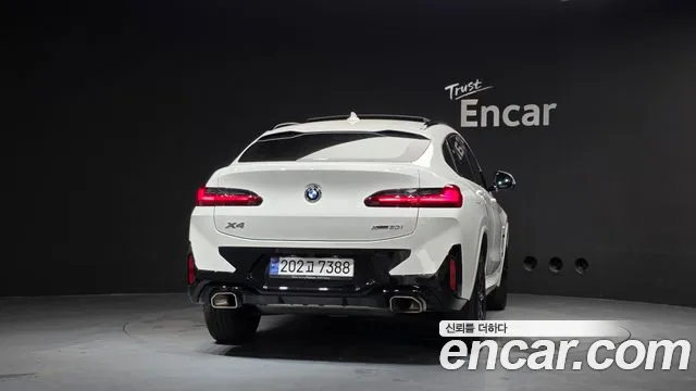 BMW X4 xDrive20i M Sport — Фото автомобиля 3